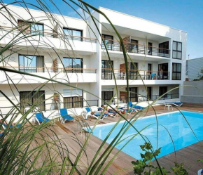 T1 avec piscine et terrasse au coeur de La Rochelle